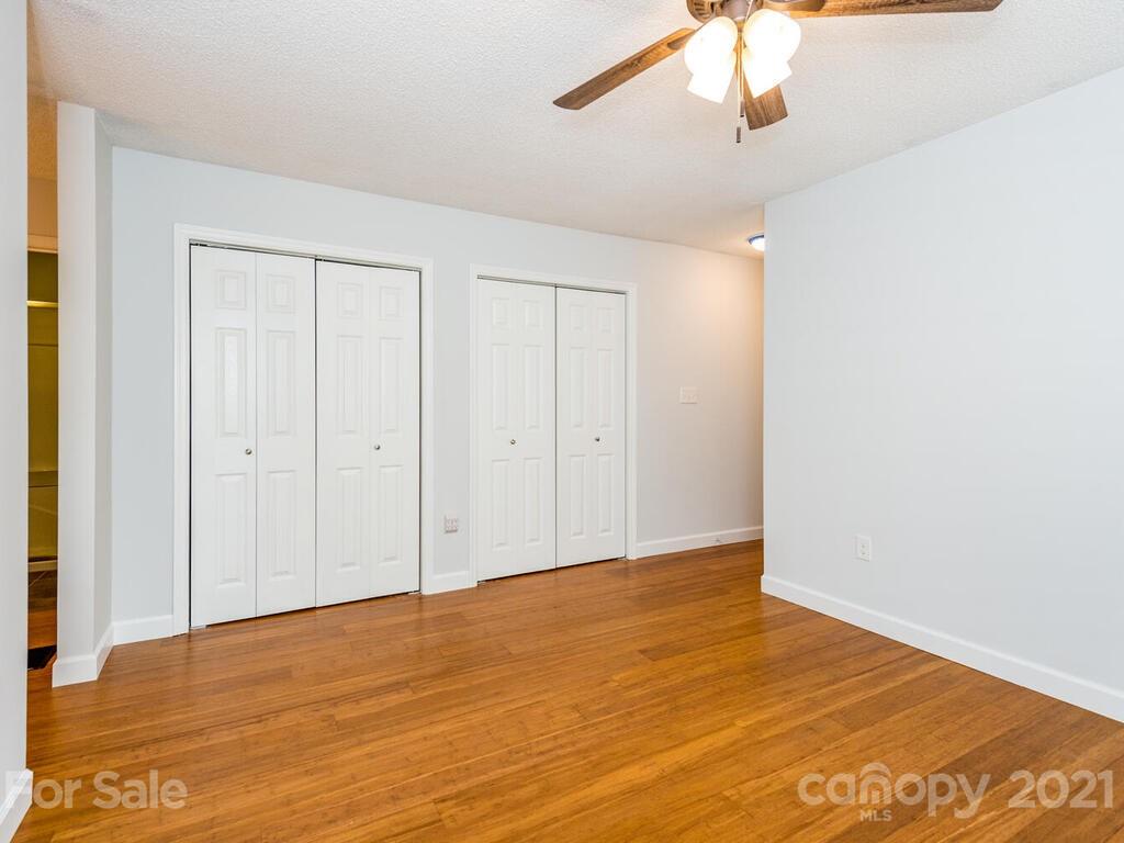 18 Oakwood Road Candler NC 28715