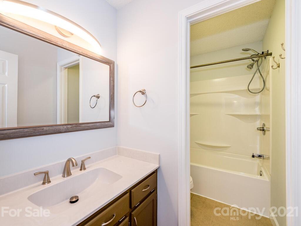 18 Oakwood Road Candler NC 28715