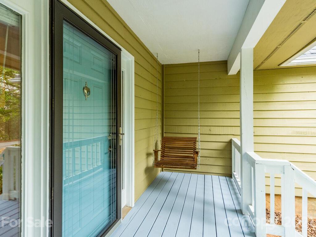 18 Oakwood Road Candler NC 28715