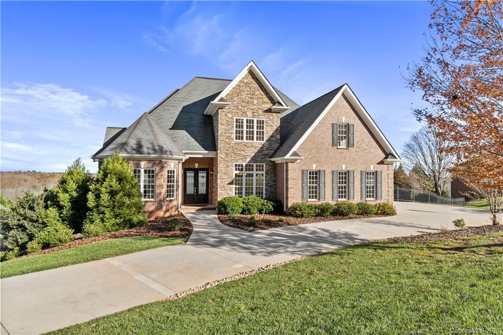 6209 Dwayne Starnes Drive Hickory NC 28602