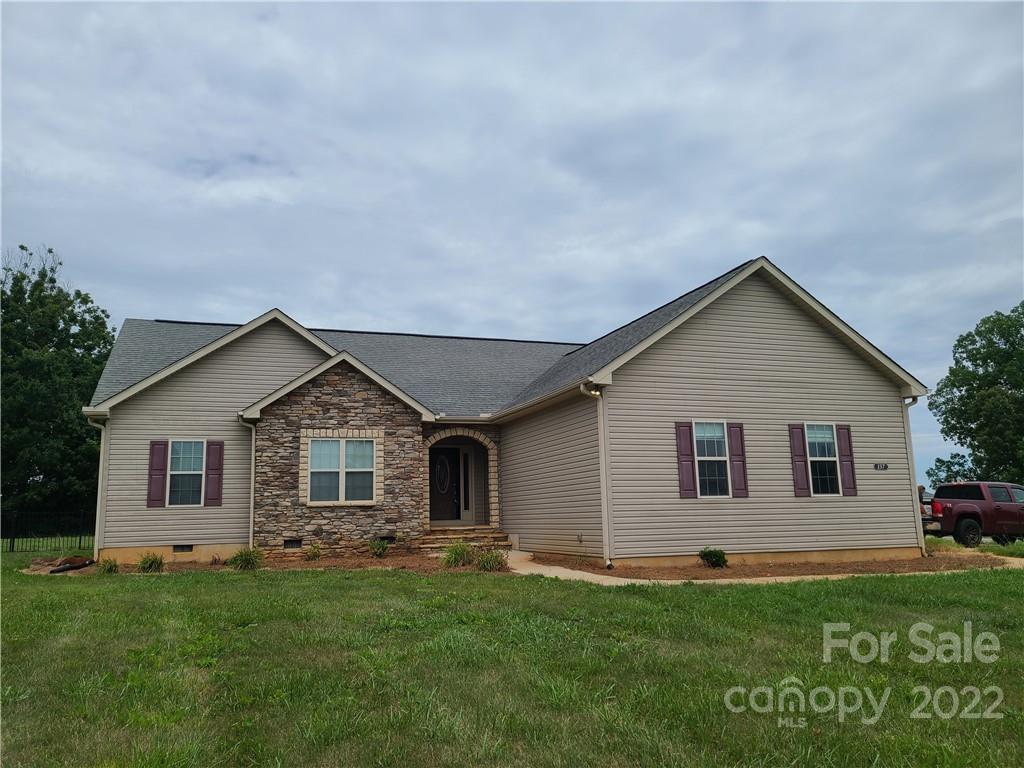 137 Castle Pines Lane Statesville NC 28625