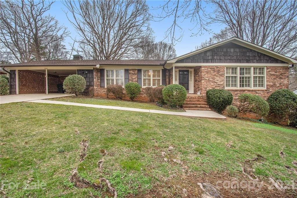 703 Partridge Drive Statesville NC 28677