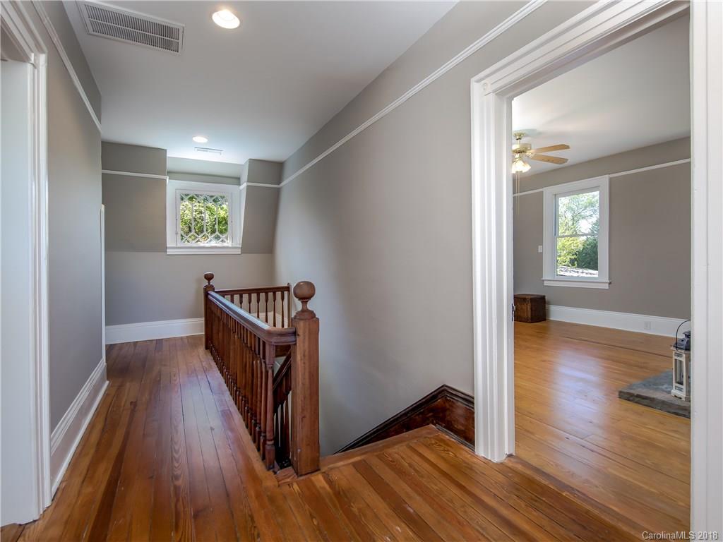 31 Jefferson Drive Asheville NC 28801
