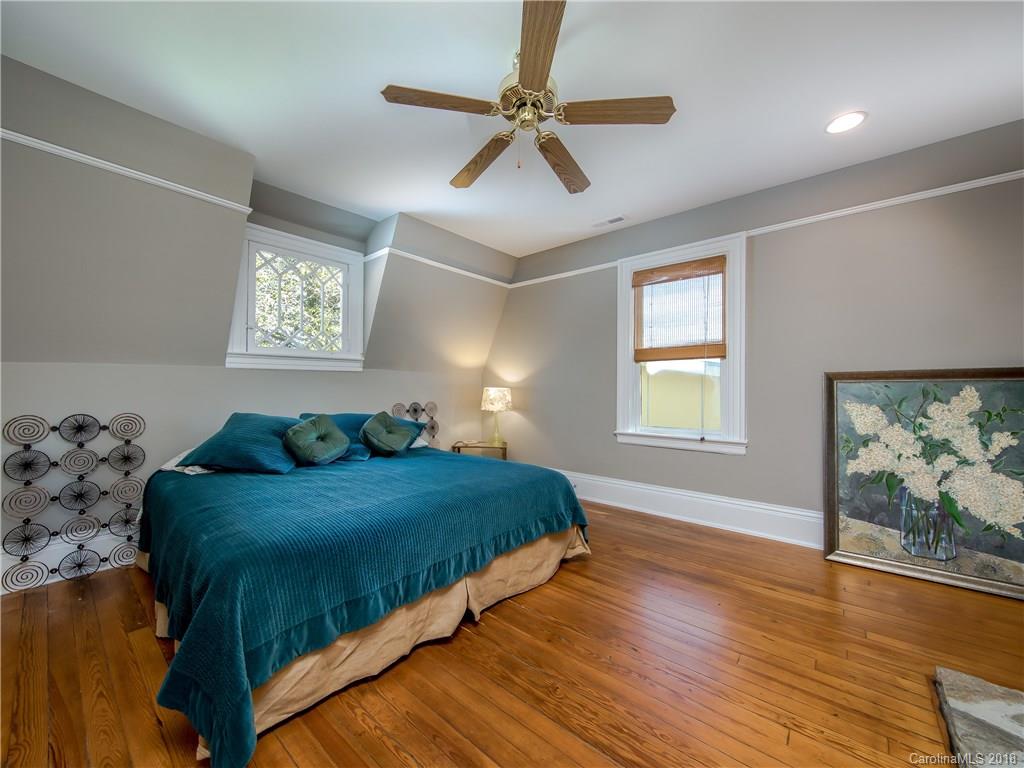 31 Jefferson Drive Asheville NC 28801