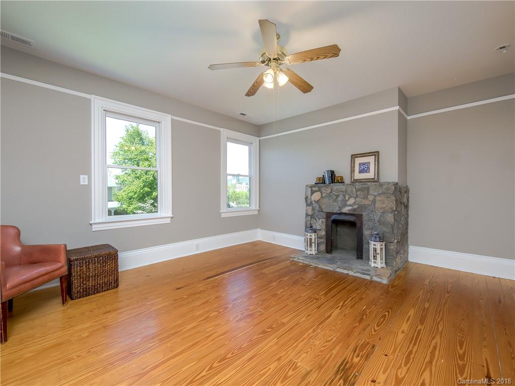 31 Jefferson Drive Asheville NC 28801