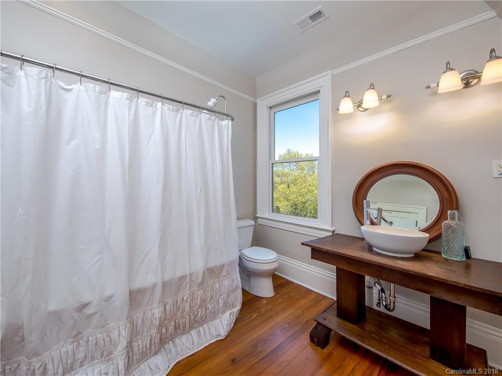 31 Jefferson Drive Asheville NC 28801