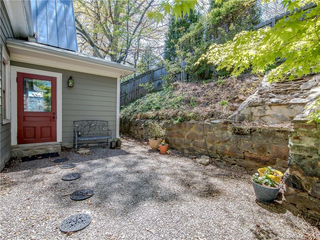 31 Jefferson Drive Asheville NC 28801