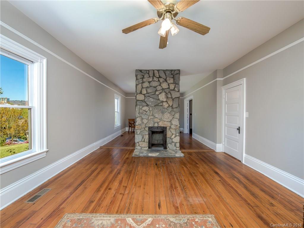 31 Jefferson Drive Asheville NC 28801