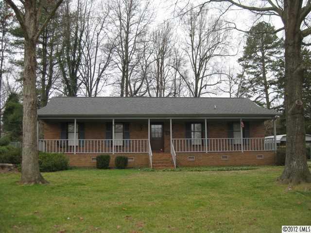 4132 Woodgreen Terrace Charlotte NC 28205