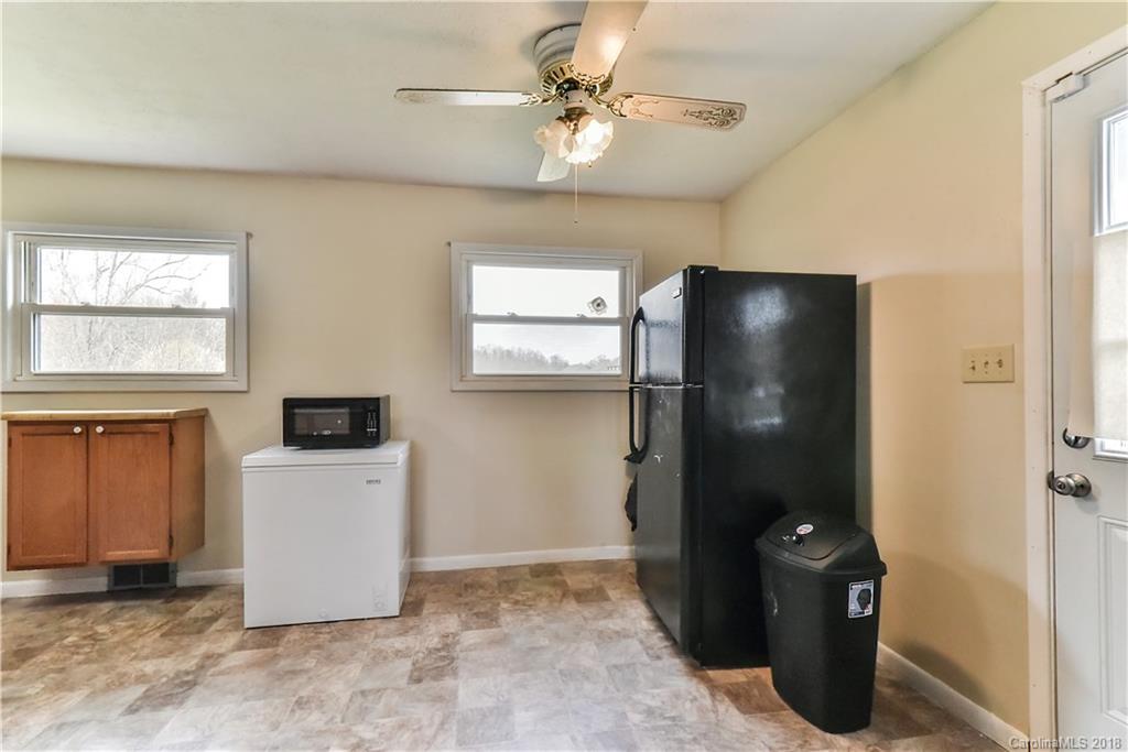 23 Pine Lane Asheville NC 28806