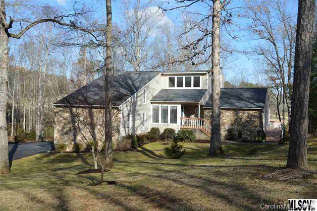 3825 Pinecrest Drive NE Hickory NC 28601