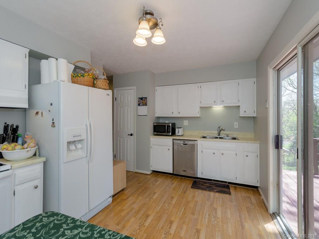 16 Laurel Park Drive Arden NC 28704