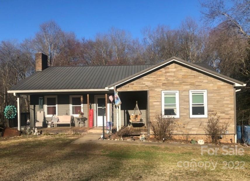 1742 Piney Road Hickory NC 28602