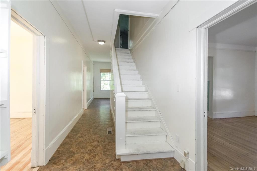 61 Brownwood Avenue Asheville NC 28806