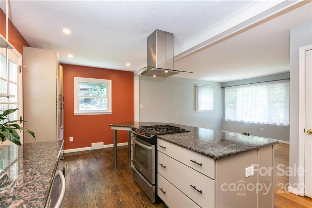 115 Darcus Lane Asheville NC 28806