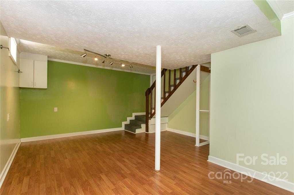115 Darcus Lane Asheville NC 28806