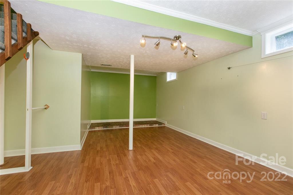 115 Darcus Lane Asheville NC 28806