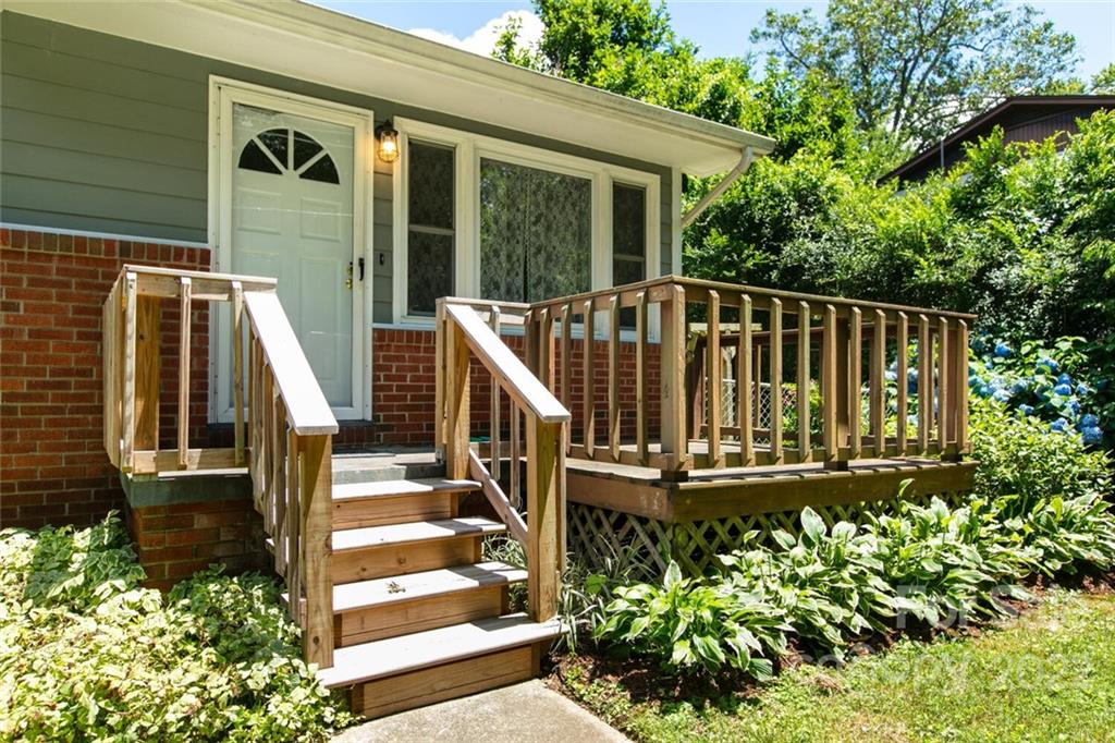 115 Darcus Lane Asheville NC 28806