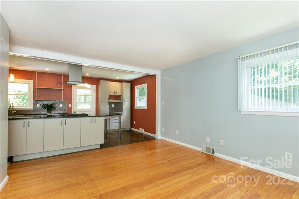 115 Darcus Lane Asheville NC 28806