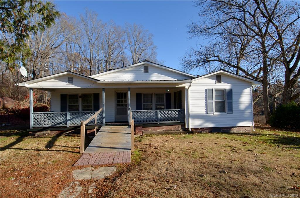 407 Old Clear Creek Road Marion NC 28752