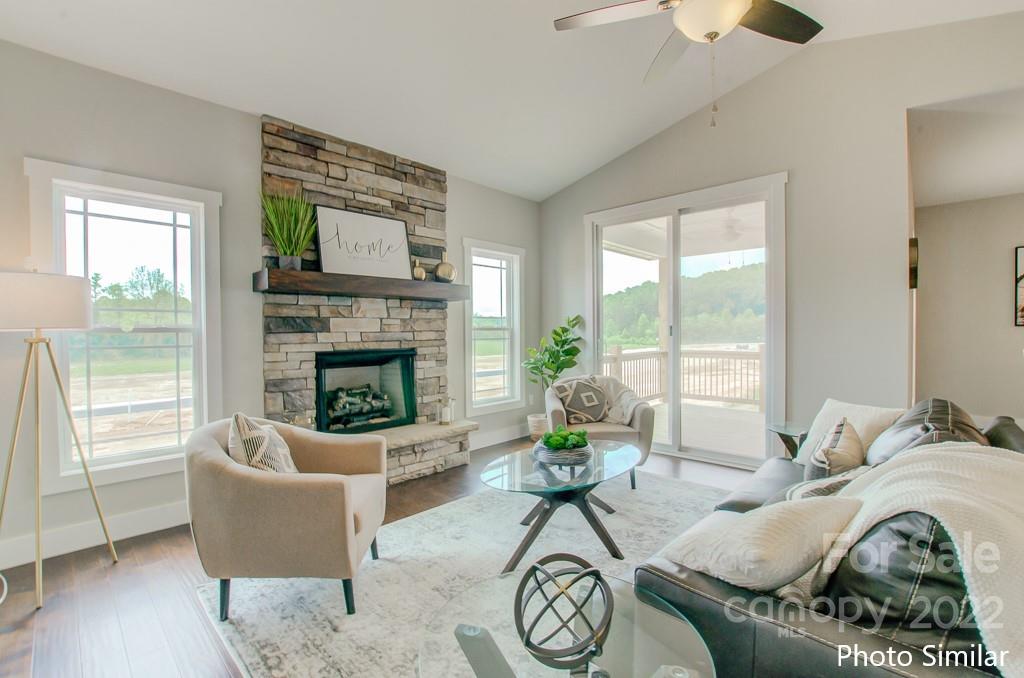 160 Leyland Circle Hendersonville NC 28792