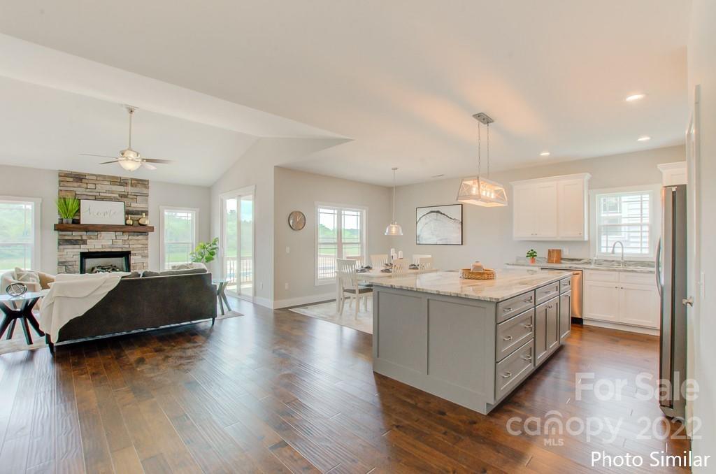 160 Leyland Circle Hendersonville NC 28792