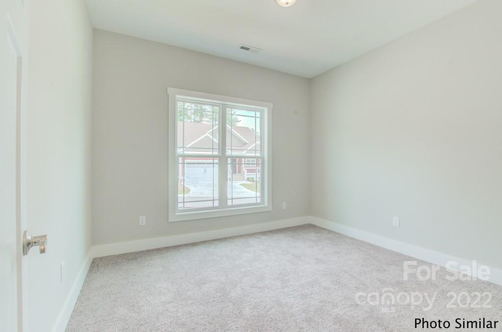 160 Leyland Circle Hendersonville NC 28792