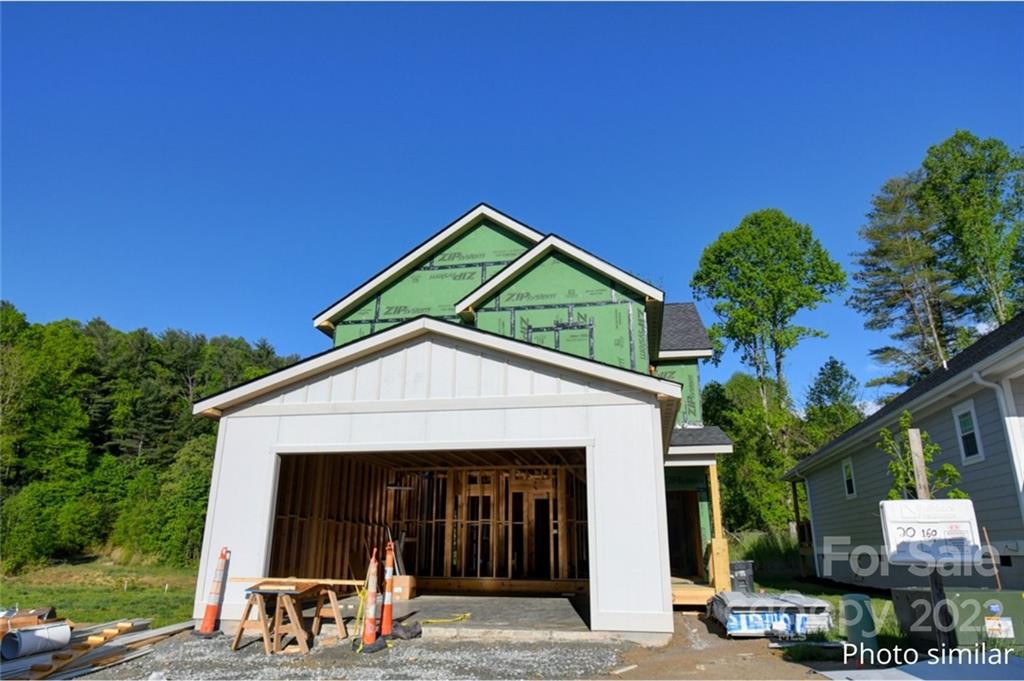 160 Leyland Circle Hendersonville NC 28792