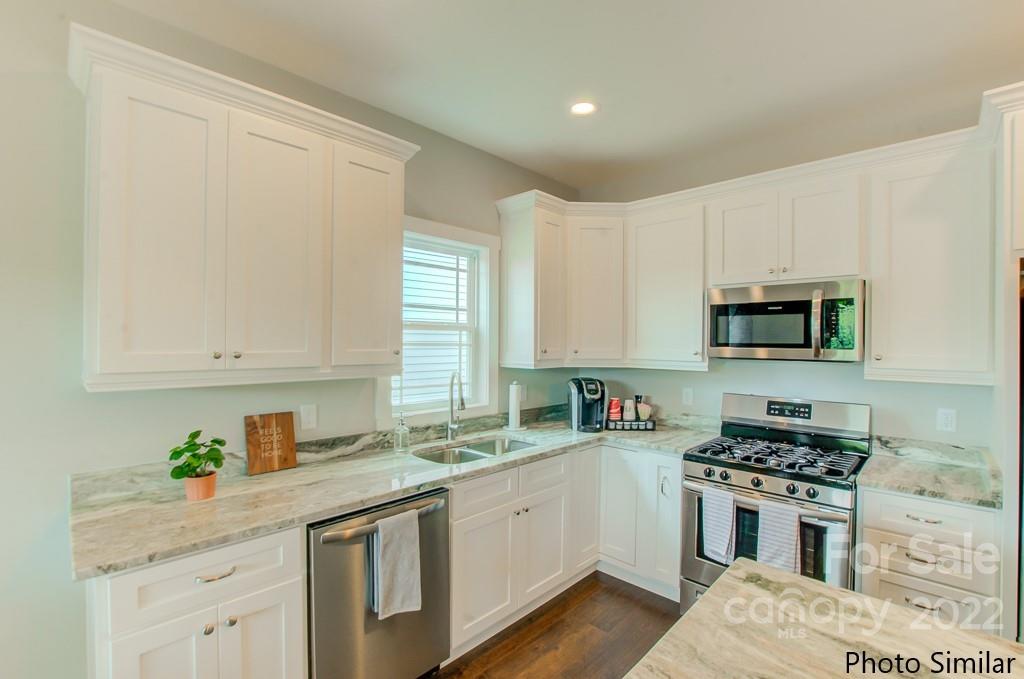 160 Leyland Circle Hendersonville NC 28792