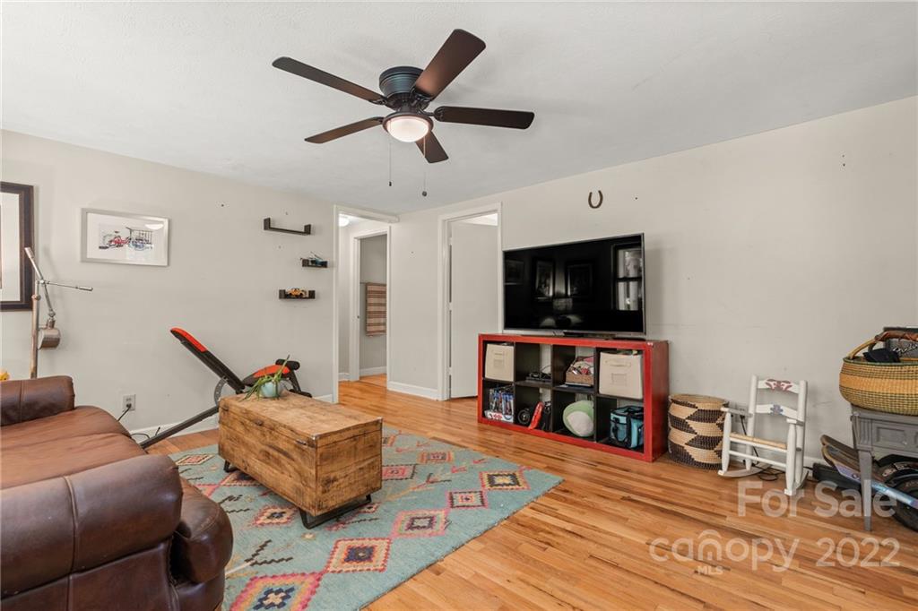 80 Short Tremont Street Asheville NC 28806