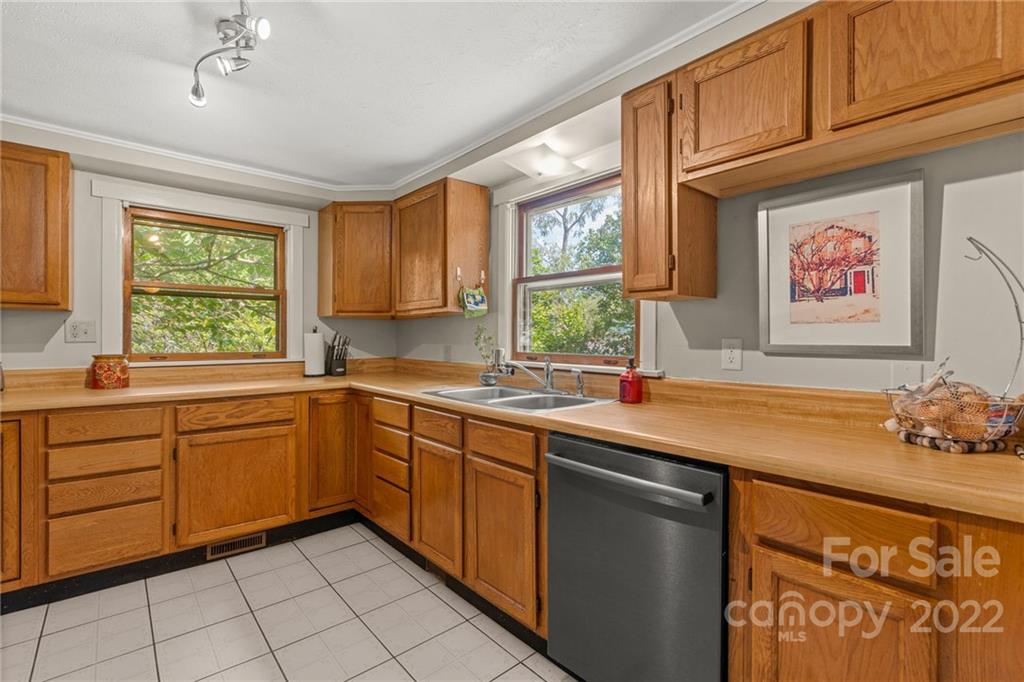 80 Short Tremont Street Asheville NC 28806