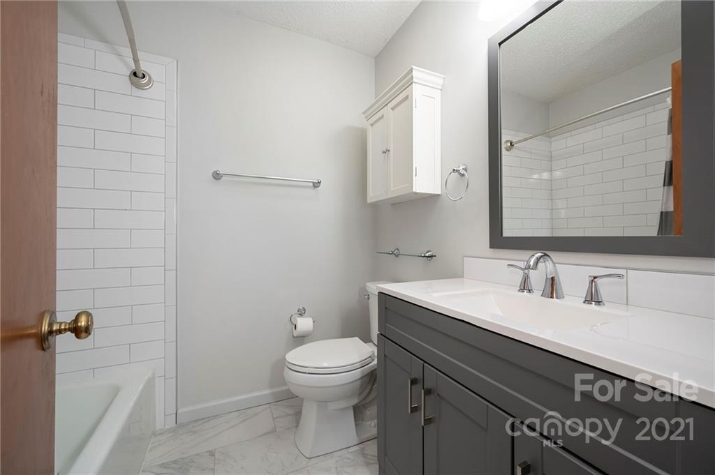 42 Fieldcrest Road Arden NC 28704