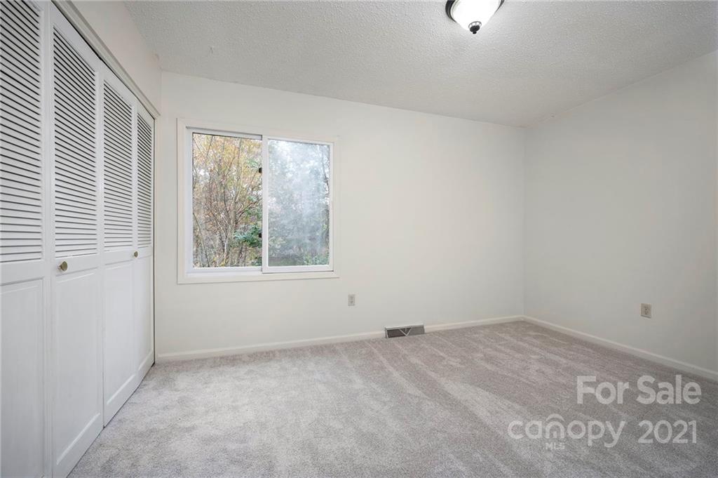 42 Fieldcrest Road Arden NC 28704