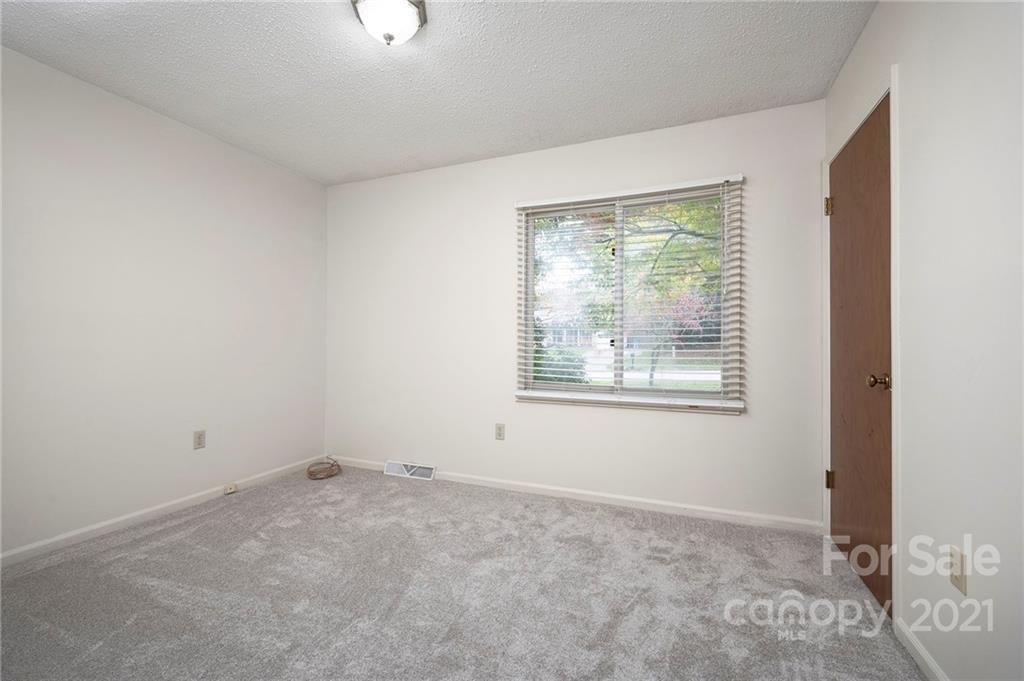 42 Fieldcrest Road Arden NC 28704
