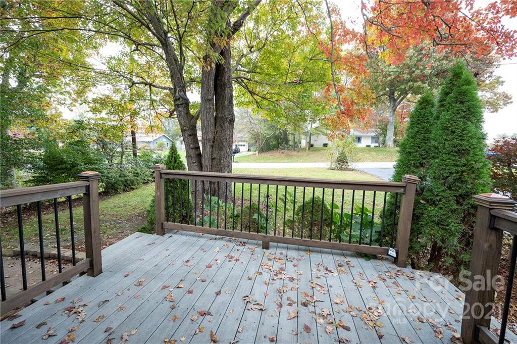 42 Fieldcrest Road Arden NC 28704
