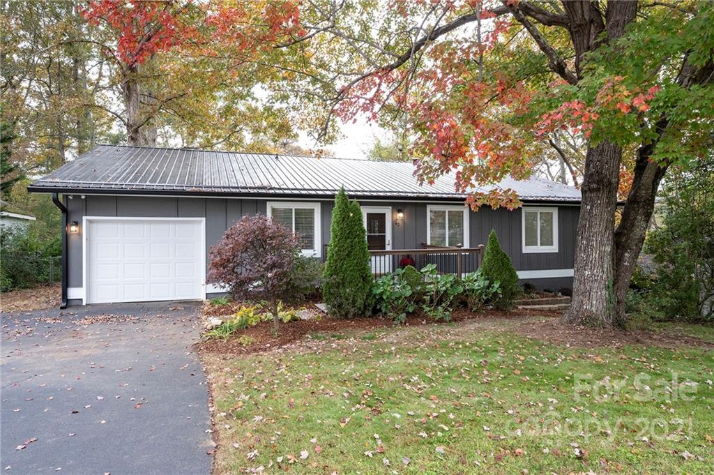 42 Fieldcrest Road Arden NC 28704