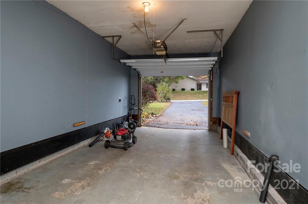 42 Fieldcrest Road Arden NC 28704