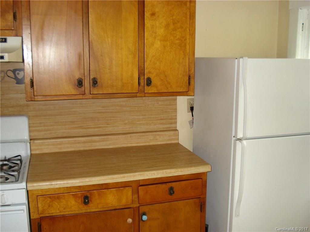 317 Buncombe Street Hendersonville NC 28739