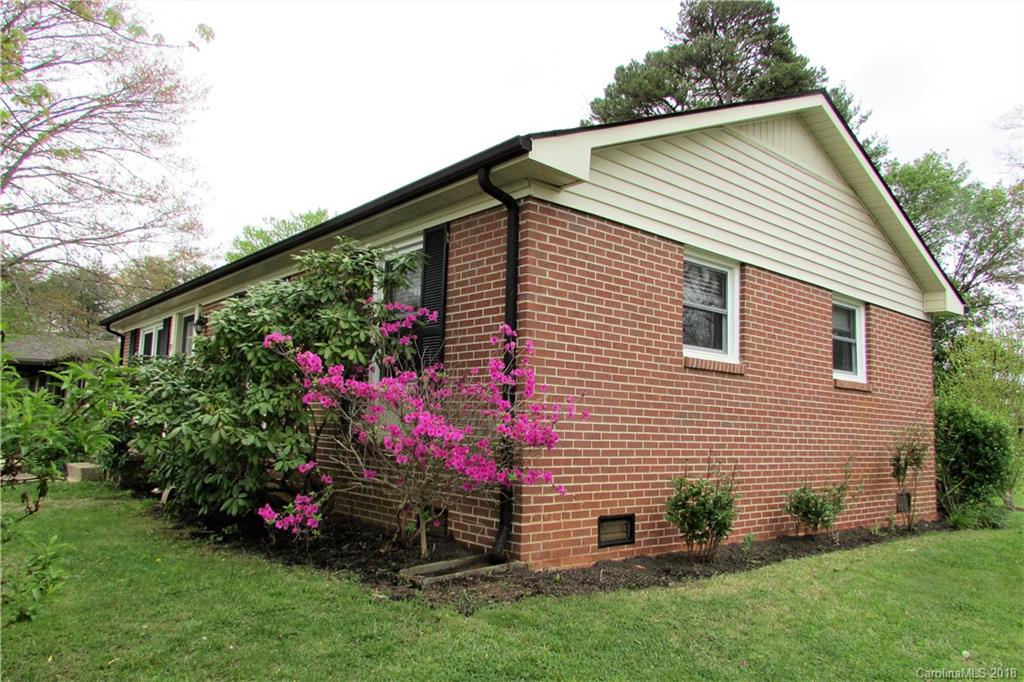 91 Skyview Terrace Asheville NC 28806