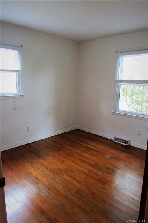 91 Skyview Terrace Asheville NC 28806