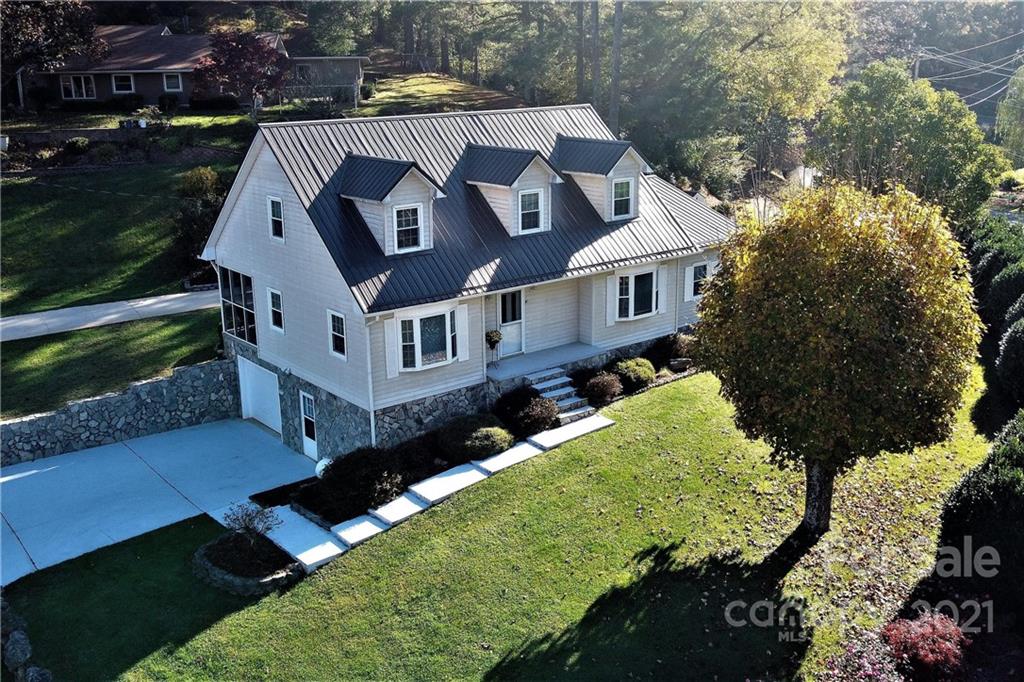 28 Queen Street Waynesville NC 28786
