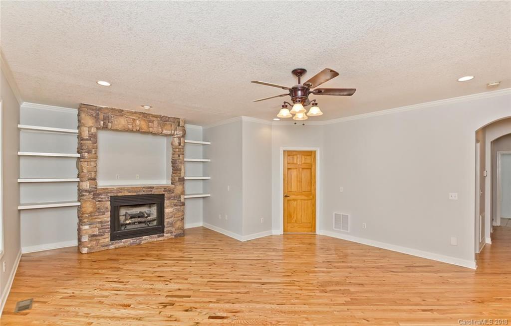 10 Fieldcrest Circle Asheville NC 28806