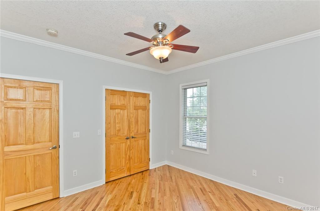 10 Fieldcrest Circle Asheville NC 28806