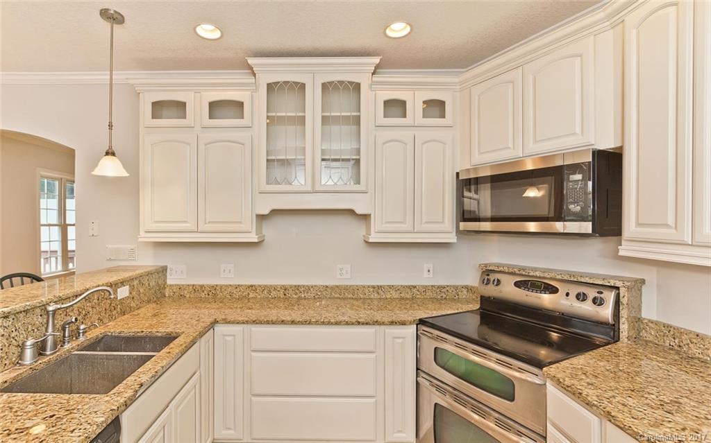 10 Fieldcrest Circle Asheville NC 28806