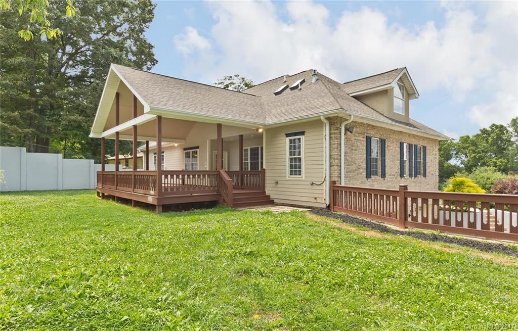 10 Fieldcrest Circle Asheville NC 28806