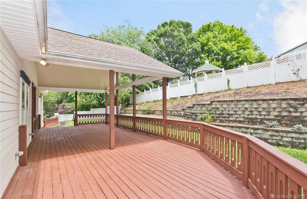10 Fieldcrest Circle Asheville NC 28806