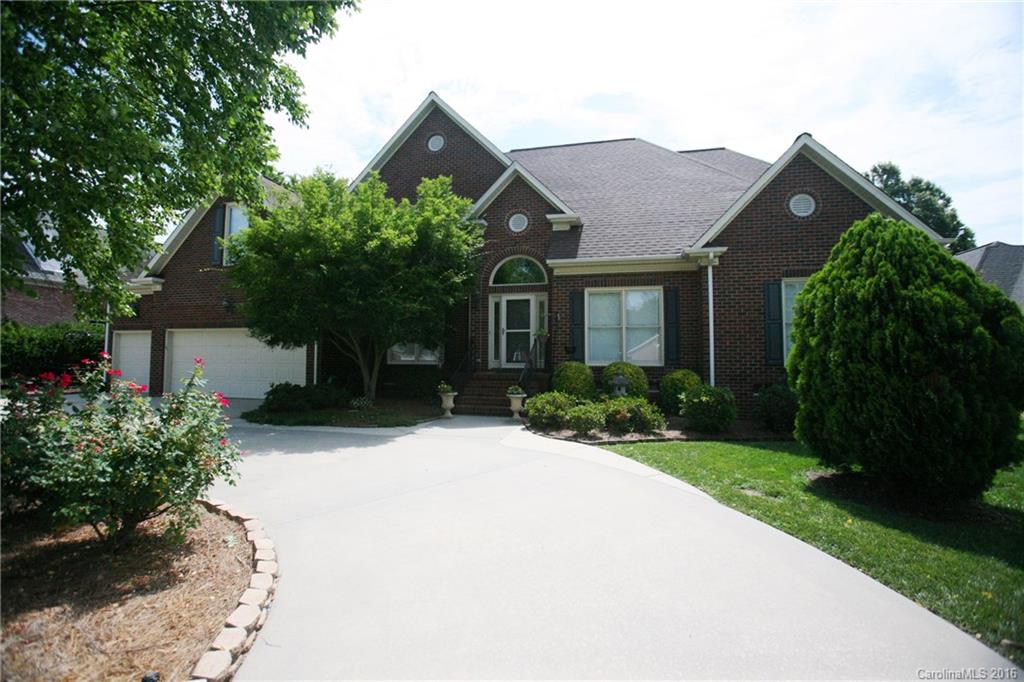 1527 12th Fairway Drive Nw Concord NC 28027