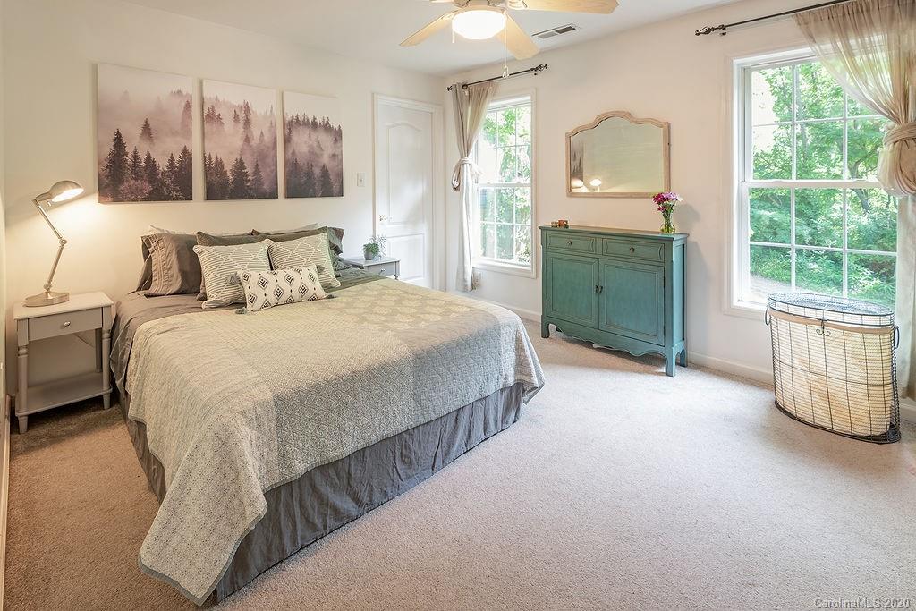 16 Ridge Avenue Asheville NC 28803
