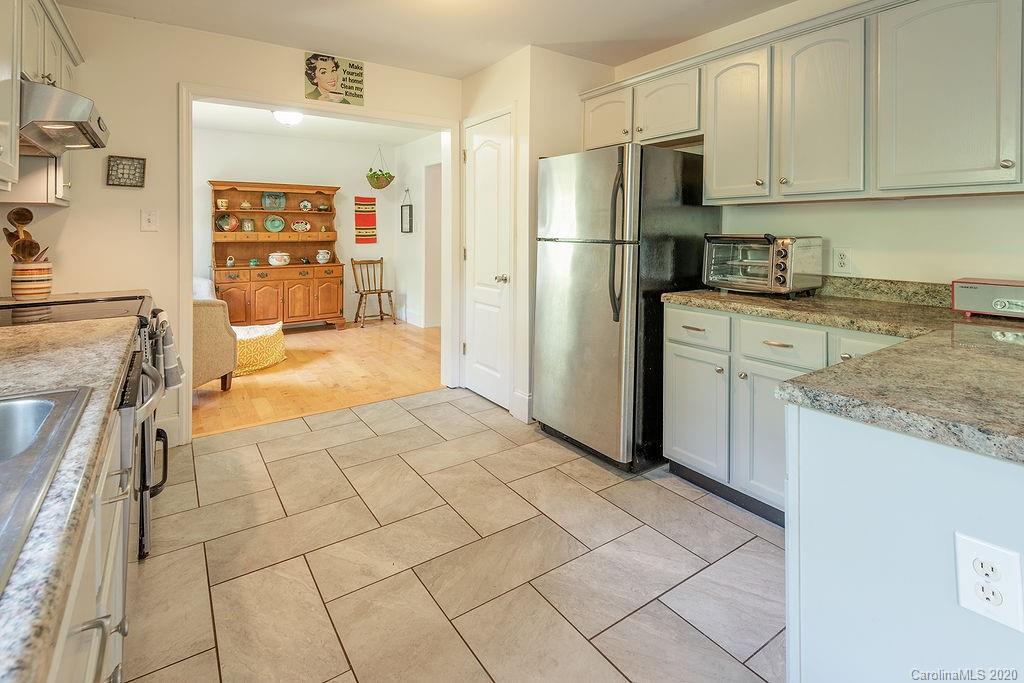 16 Ridge Avenue Asheville NC 28803