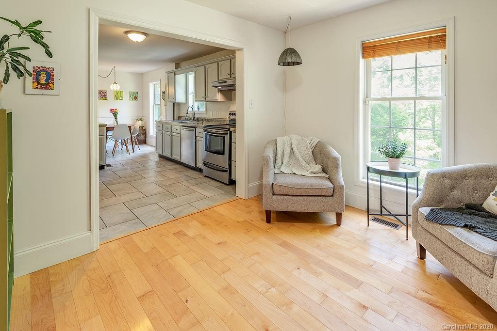 16 Ridge Avenue Asheville NC 28803